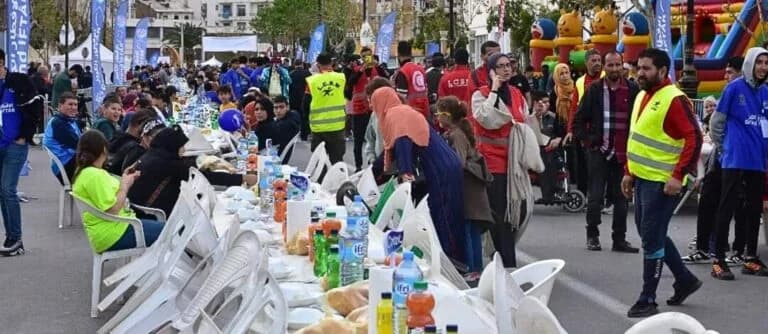 Community & Cultural Favorites at Iftar